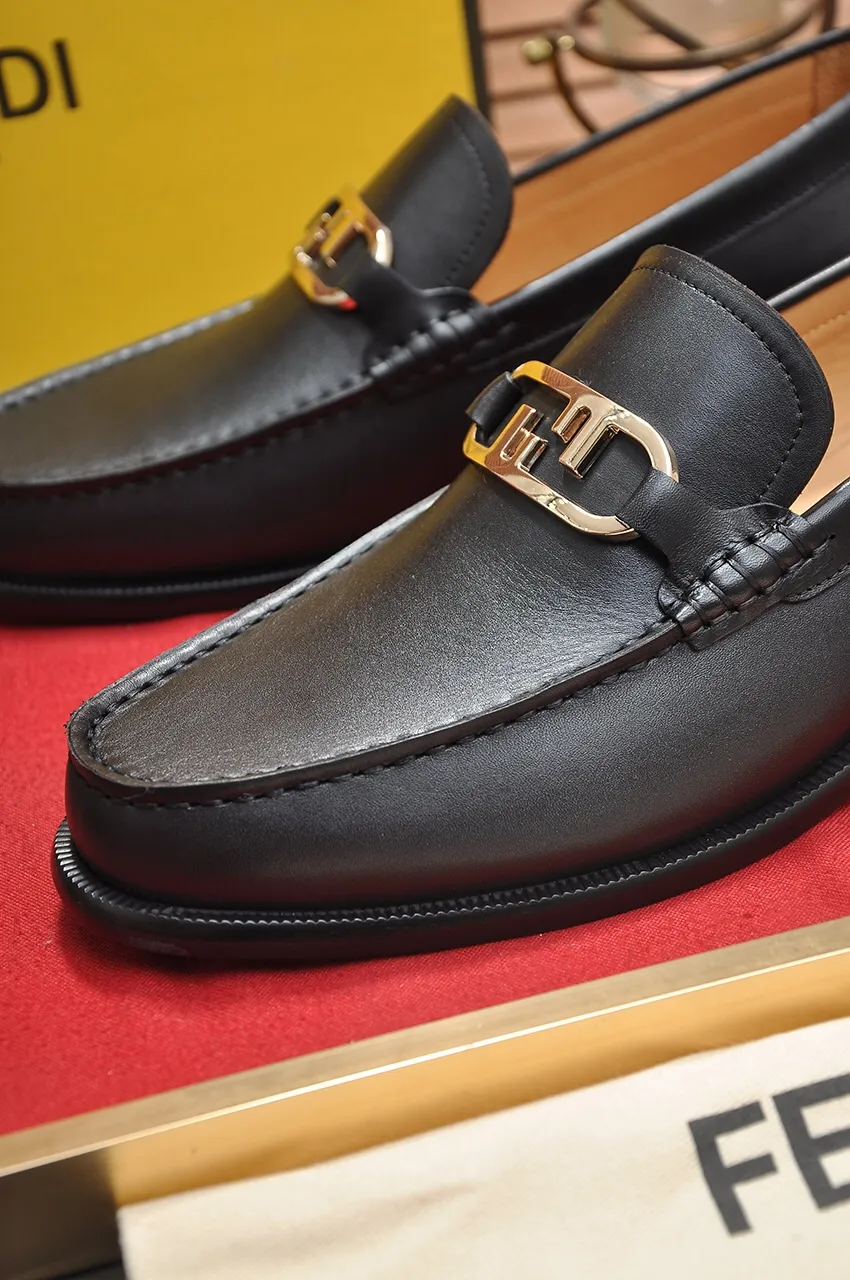 Men's shoes💰560💶[FENDI] The latest high-end men's shoes in Hong Kong! Original quality. The upper is made of imported cowhide material and cowhide lining! Super comfortable on the foot, original wear-resistant outsole, luxurious, fashionable, casual and versatile! Size: 38-45 (45 customized)